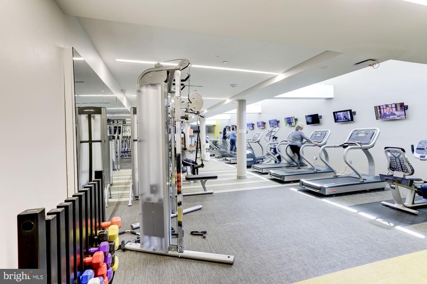 8380 GREENSBORO DR #322, MCLEAN, Virginia 22102, 2 Bedrooms Bedrooms, ,2 BathroomsBathrooms,Residential,For sale,8380 GREENSBORO DR #322,VAFX2283694 MLS # VAFX2283694 8380 GREENSBORO DR #322, MCLEAN, Virginia 22102, 2 Bedrooms Bedrooms, ,2 BathroomsBathrooms,Residential,For sale,8380 GREENSBORO DR #322,VAFX2283694 MLS # VAFX2283694