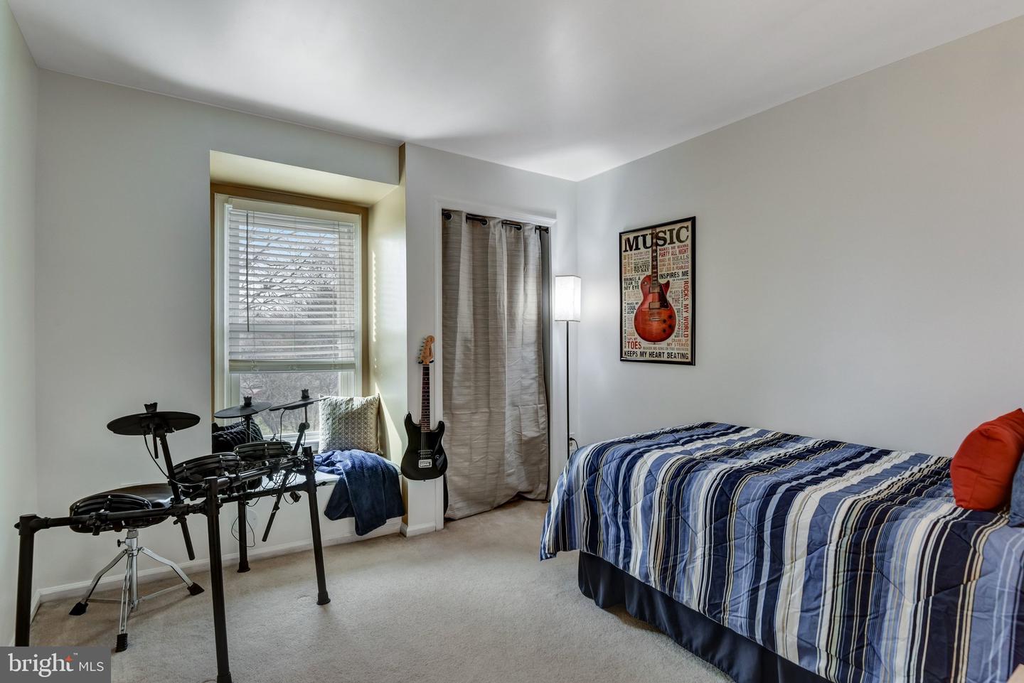 14135 BETSY ROSS LN, CENTREVILLE, Virginia 20121, 3 Bedrooms Bedrooms, ,3 BathroomsBathrooms,Residential,For sale,14135 BETSY ROSS LN,VAFX2283700 MLS # VAFX2283700