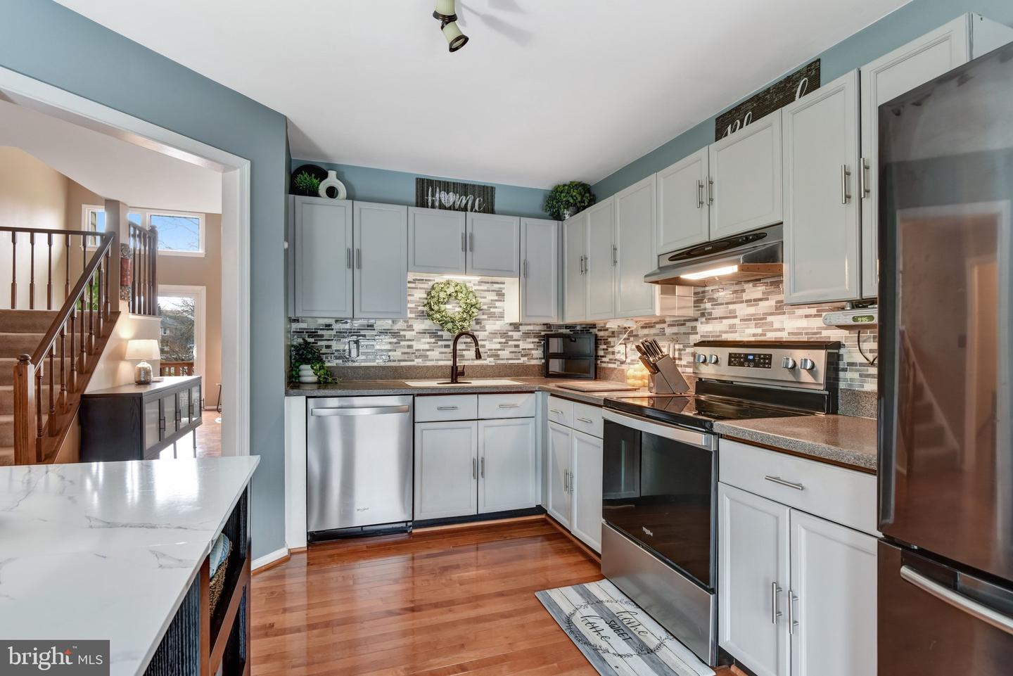 14135 BETSY ROSS LN, CENTREVILLE, Virginia 20121, 3 Bedrooms Bedrooms, ,3 BathroomsBathrooms,Residential,For sale,14135 BETSY ROSS LN,VAFX2283700 MLS # VAFX2283700