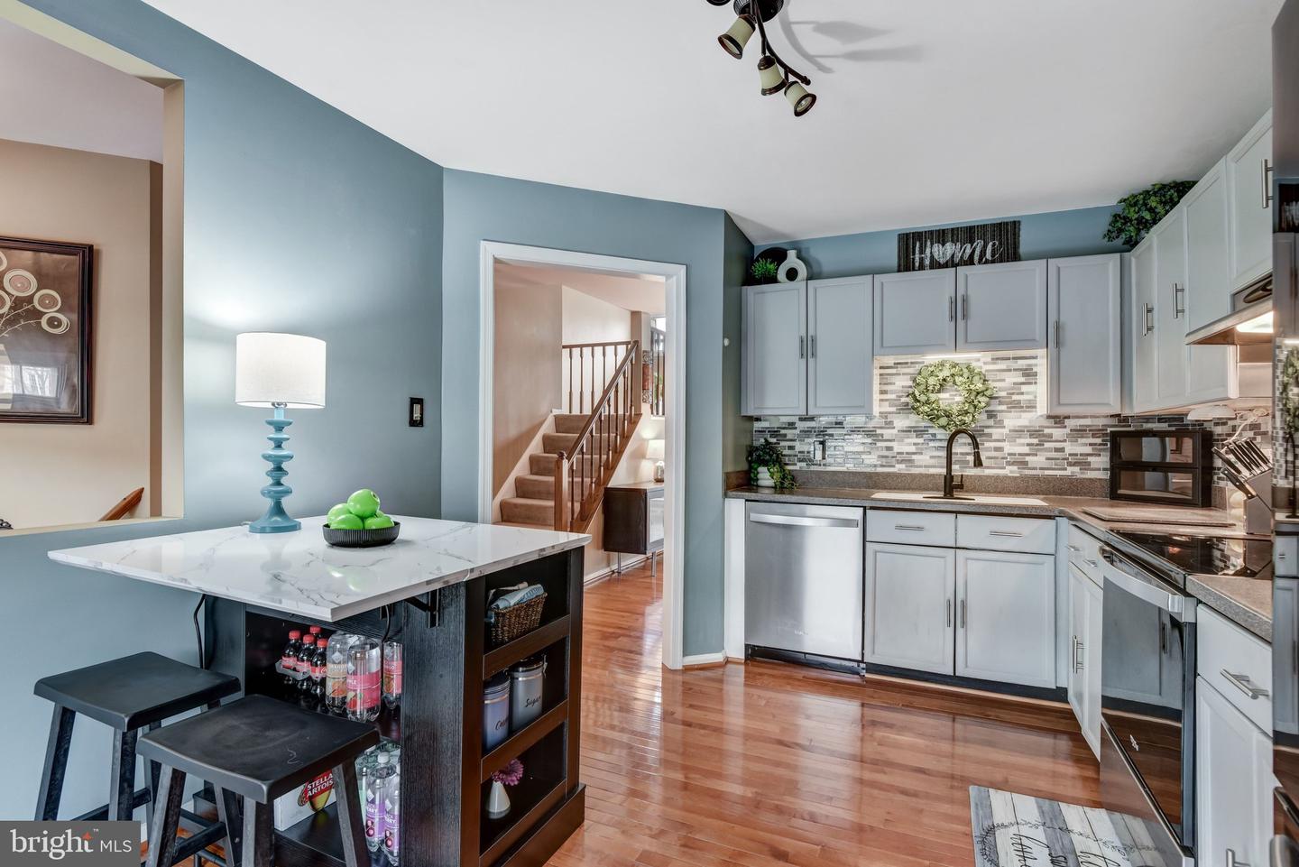 14135 BETSY ROSS LN, CENTREVILLE, Virginia 20121, 3 Bedrooms Bedrooms, ,3 BathroomsBathrooms,Residential,For sale,14135 BETSY ROSS LN,VAFX2283700 MLS # VAFX2283700