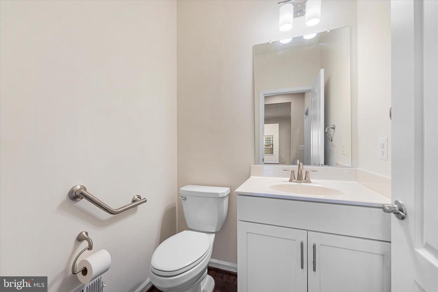 67 HARPERS MILL WAY, LOVETTSVILLE, Virginia 20180, 2 Bedrooms Bedrooms, 10 Rooms Rooms,2 BathroomsBathrooms,Residential,For sale,67 HARPERS MILL WAY,VALO2113040 MLS # VALO2113040