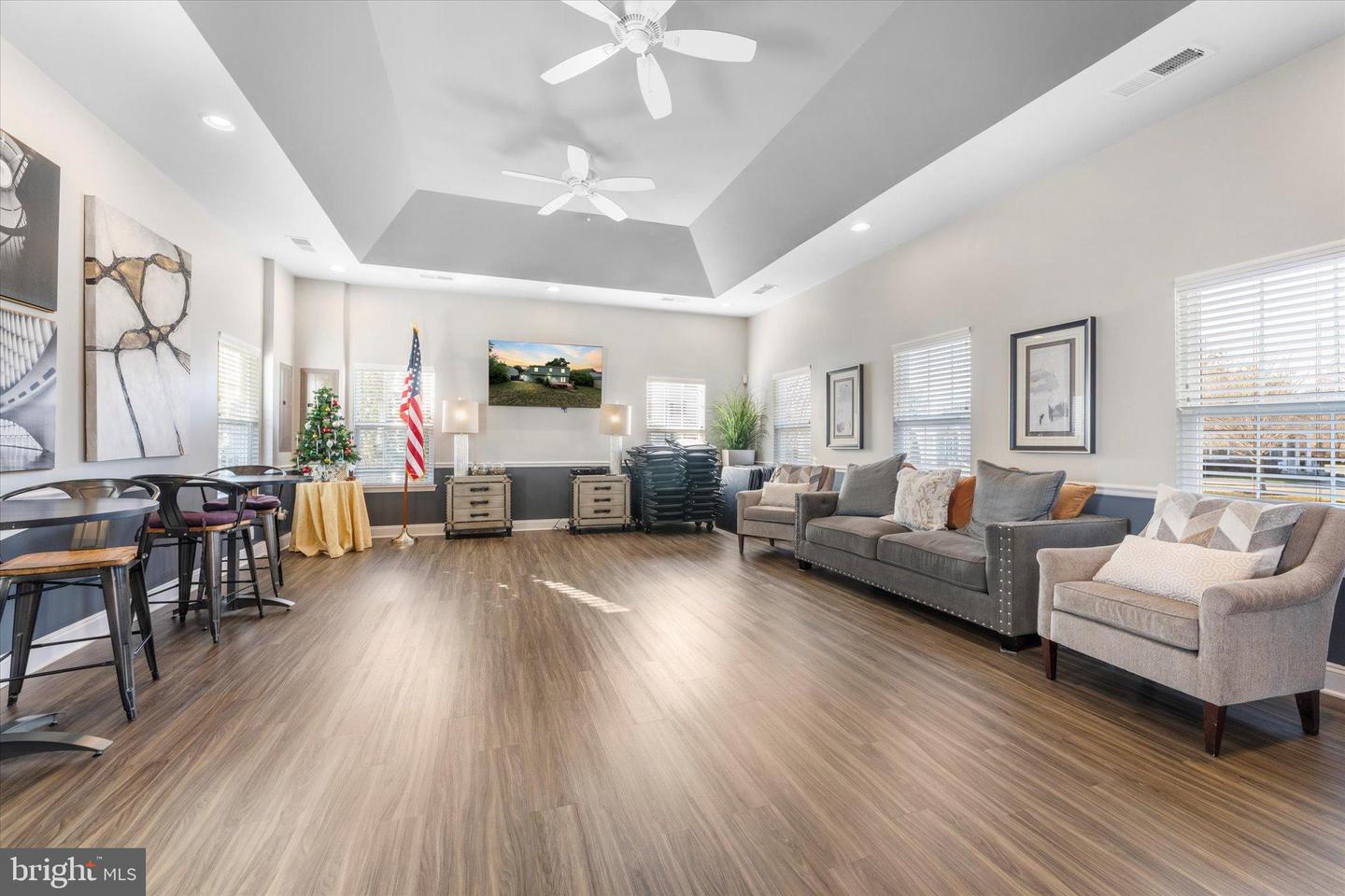 67 HARPERS MILL WAY, LOVETTSVILLE, Virginia 20180, 2 Bedrooms Bedrooms, 10 Rooms Rooms,2 BathroomsBathrooms,Residential,For sale,67 HARPERS MILL WAY,VALO2113040 MLS # VALO2113040