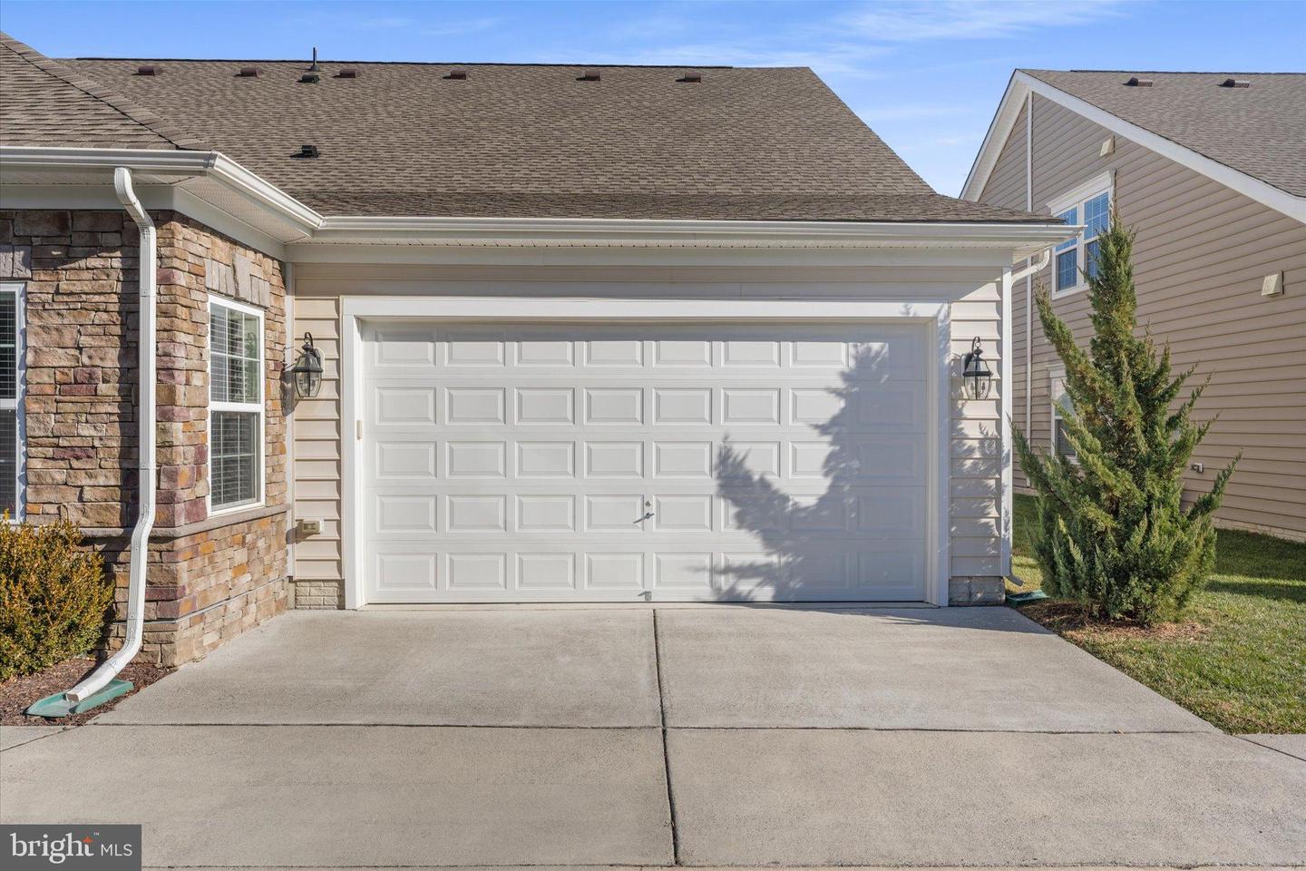 67 HARPERS MILL WAY, LOVETTSVILLE, Virginia 20180, 2 Bedrooms Bedrooms, 10 Rooms Rooms,2 BathroomsBathrooms,Residential,For sale,67 HARPERS MILL WAY,VALO2113040 MLS # VALO2113040