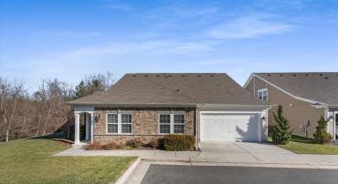 67 HARPERS MILL WAY, LOVETTSVILLE, Virginia 20180, 2 Bedrooms Bedrooms, 10 Rooms Rooms,2 BathroomsBathrooms,Residential,For sale,67 HARPERS MILL WAY,VALO2113040 MLS # VALO2113040