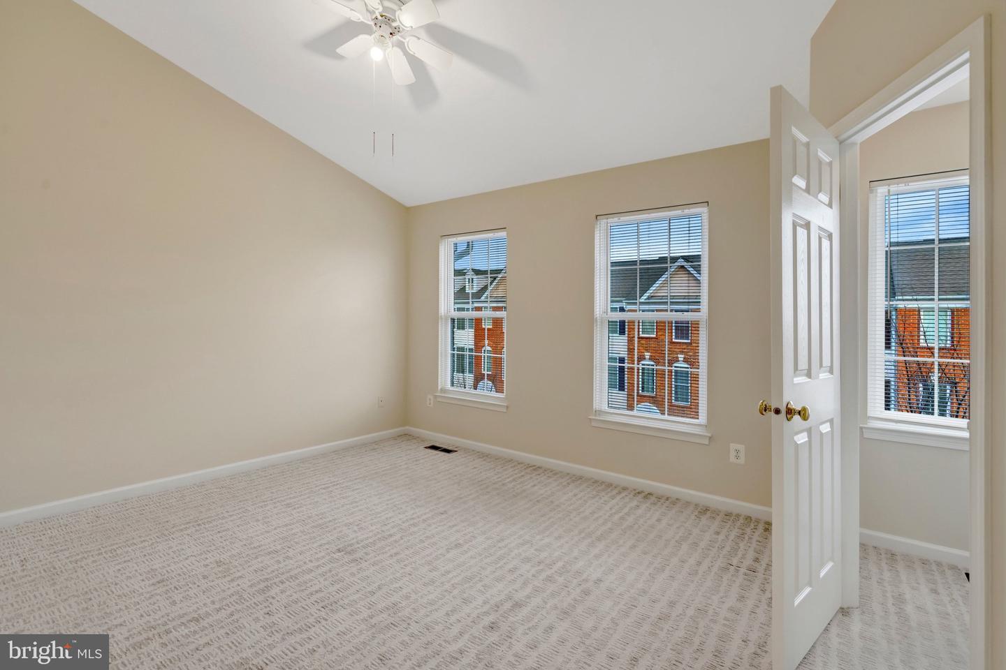 25121 MONTEITH TER, CHANTILLY, Virginia 20152, 4 Bedrooms Bedrooms, ,2 BathroomsBathrooms,Residential,For sale,25121 MONTEITH TER,VALO2113046 MLS # VALO2113046 25121 MONTEITH TER, CHANTILLY, Virginia 20152, 4 Bedrooms Bedrooms, ,2 BathroomsBathrooms,Residential,For sale,25121 MONTEITH TER,VALO2113046 MLS # VALO2113046