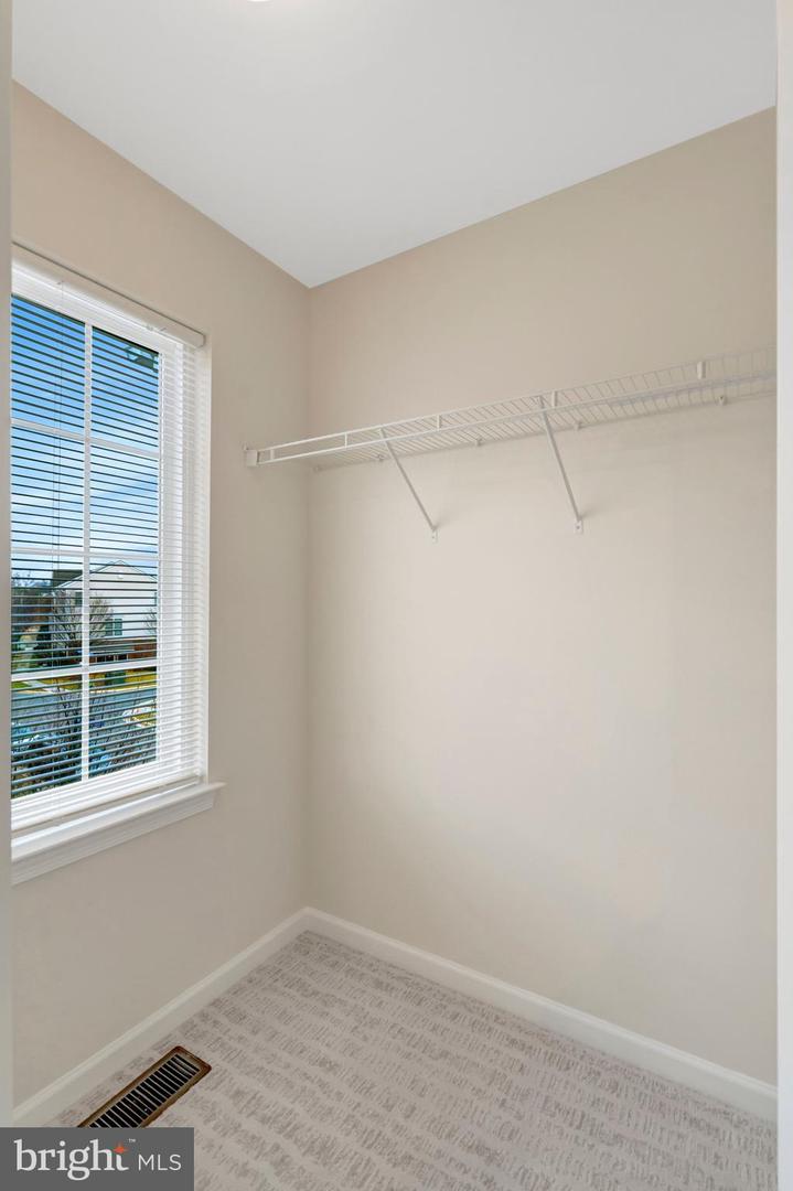 25121 MONTEITH TER, CHANTILLY, Virginia 20152, 4 Bedrooms Bedrooms, ,2 BathroomsBathrooms,Residential,For sale,25121 MONTEITH TER,VALO2113046 MLS # VALO2113046 25121 MONTEITH TER, CHANTILLY, Virginia 20152, 4 Bedrooms Bedrooms, ,2 BathroomsBathrooms,Residential,For sale,25121 MONTEITH TER,VALO2113046 MLS # VALO2113046