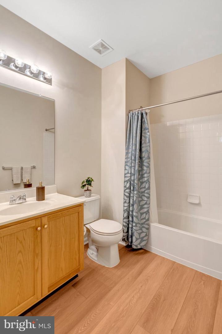 25121 MONTEITH TER, CHANTILLY, Virginia 20152, 4 Bedrooms Bedrooms, ,2 BathroomsBathrooms,Residential,For sale,25121 MONTEITH TER,VALO2113046 MLS # VALO2113046 25121 MONTEITH TER, CHANTILLY, Virginia 20152, 4 Bedrooms Bedrooms, ,2 BathroomsBathrooms,Residential,For sale,25121 MONTEITH TER,VALO2113046 MLS # VALO2113046