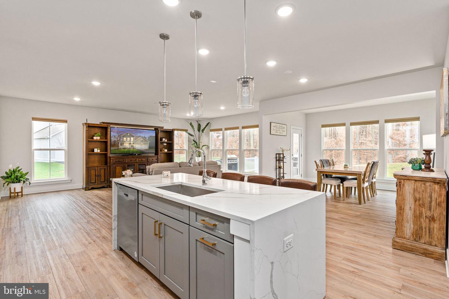 17814 WHITE CAMPION WAY, DUMFRIES, Virginia 22026, 5 Bedrooms Bedrooms, ,4 BathroomsBathrooms,Residential,For sale,17814 WHITE CAMPION WAY,VAPW2109616 MLS # VAPW2109616