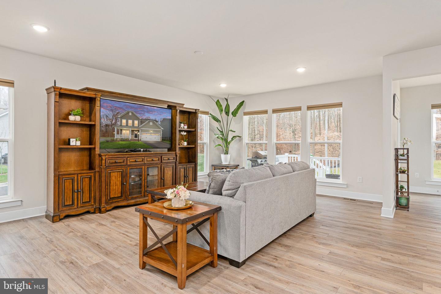 17814 WHITE CAMPION WAY, DUMFRIES, Virginia 22026, 5 Bedrooms Bedrooms, ,4 BathroomsBathrooms,Residential,For sale,17814 WHITE CAMPION WAY,VAPW2109616 MLS # VAPW2109616