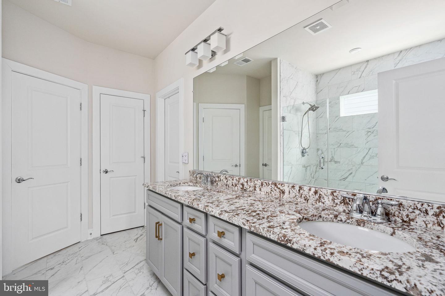 17814 WHITE CAMPION WAY, DUMFRIES, Virginia 22026, 5 Bedrooms Bedrooms, ,4 BathroomsBathrooms,Residential,For sale,17814 WHITE CAMPION WAY,VAPW2109616 MLS # VAPW2109616