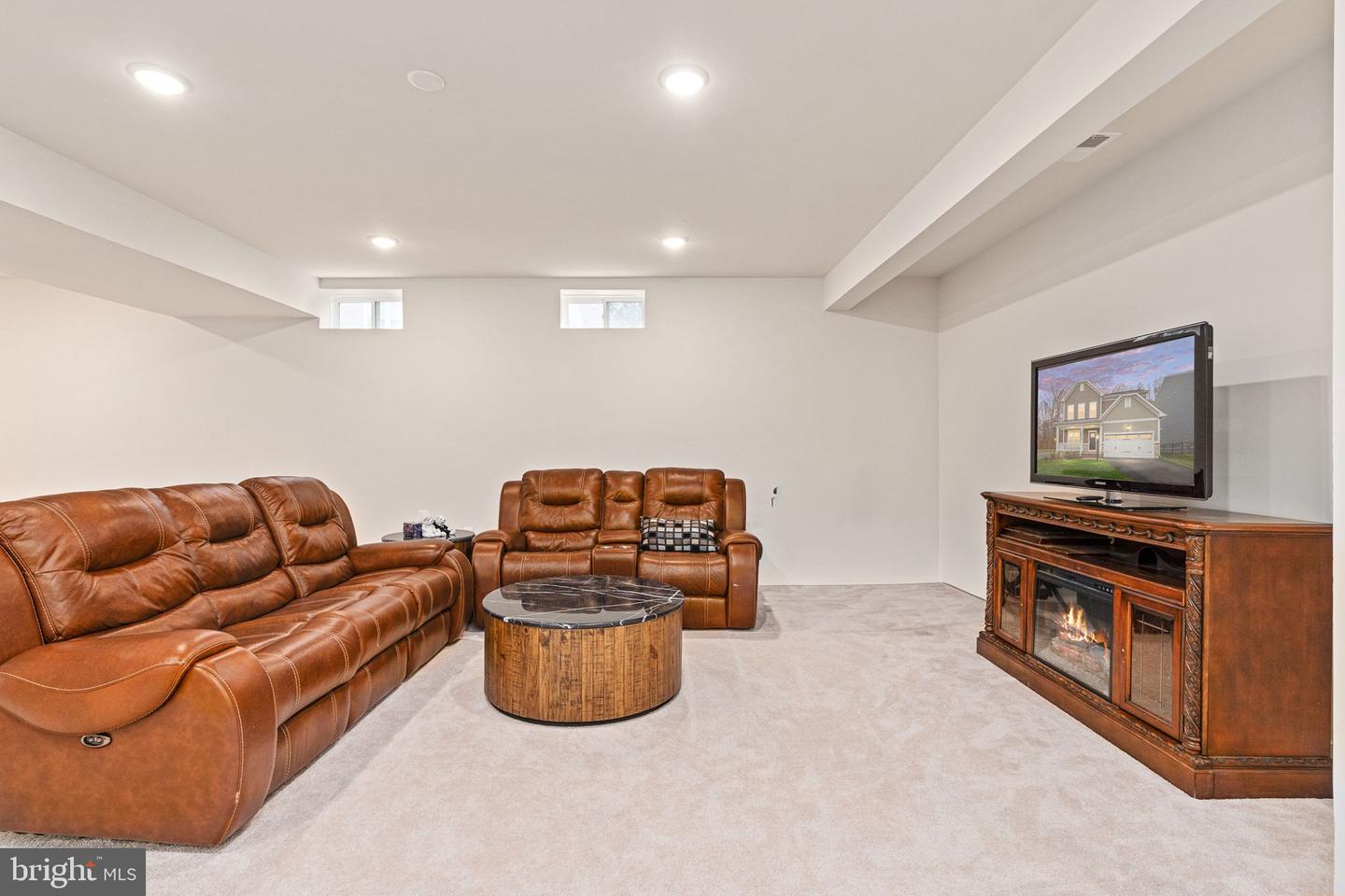 17814 WHITE CAMPION WAY, DUMFRIES, Virginia 22026, 5 Bedrooms Bedrooms, ,4 BathroomsBathrooms,Residential,For sale,17814 WHITE CAMPION WAY,VAPW2109616 MLS # VAPW2109616