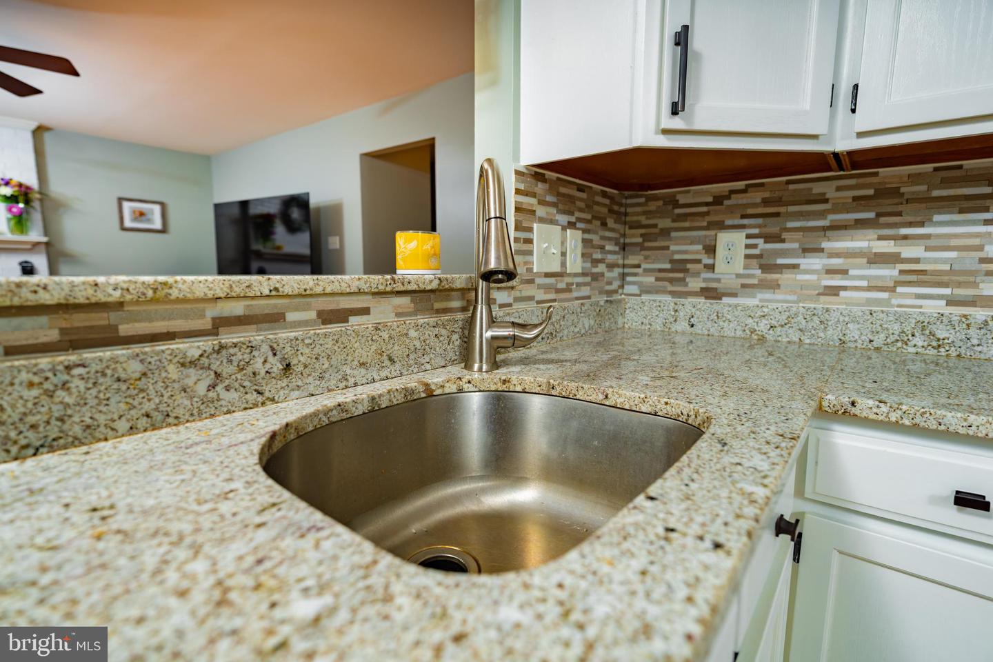 9348 AMARYLLIS AVE, MANASSAS, Virginia 20110, 5 Bedrooms Bedrooms, ,3 BathroomsBathrooms,Residential,For sale,9348 AMARYLLIS AVE,VAMN2009856 MLS # VAMN2009856