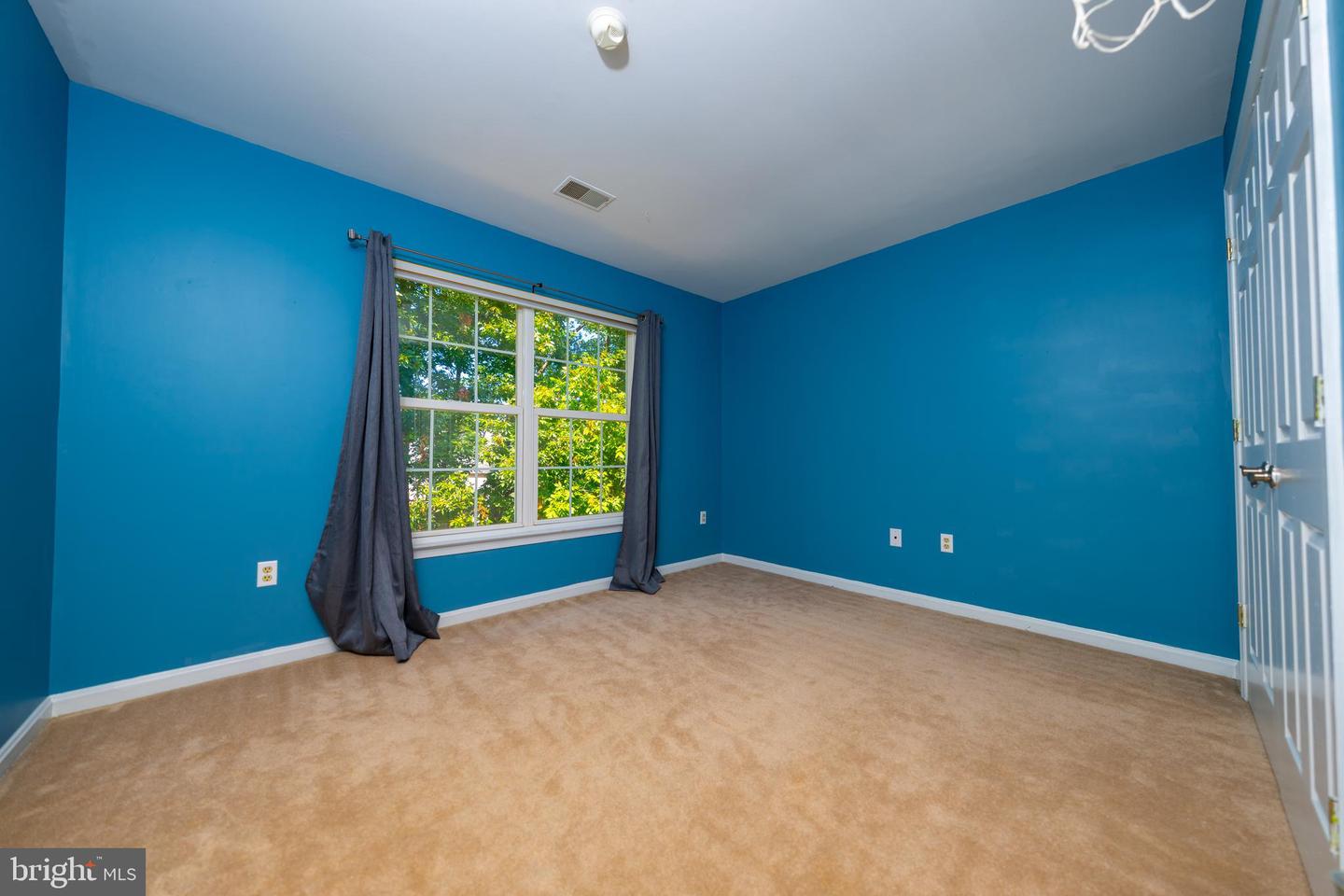 9348 AMARYLLIS AVE, MANASSAS, Virginia 20110, 5 Bedrooms Bedrooms, ,3 BathroomsBathrooms,Residential,For sale,9348 AMARYLLIS AVE,VAMN2009856 MLS # VAMN2009856