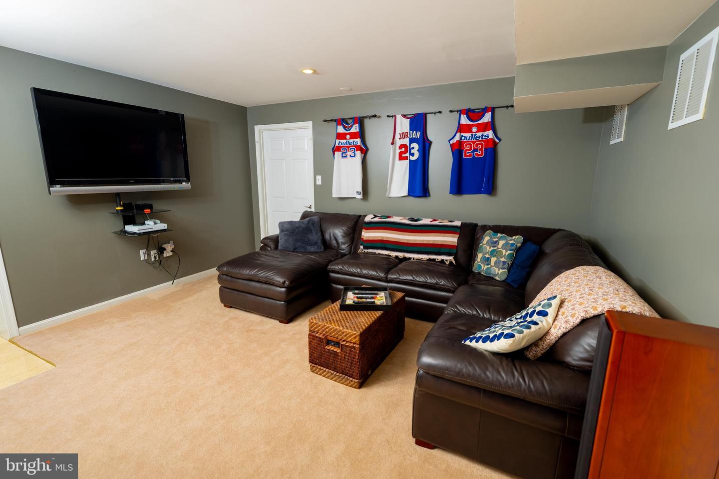 9348 AMARYLLIS AVE, MANASSAS, Virginia 20110, 5 Bedrooms Bedrooms, ,3 BathroomsBathrooms,Residential,For sale,9348 AMARYLLIS AVE,VAMN2009856 MLS # VAMN2009856