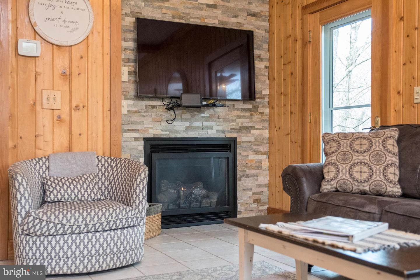 175 CUB LN, MCGAHEYSVILLE, Virginia 22840, 5 Bedrooms Bedrooms, ,3 BathroomsBathrooms,Residential,For sale,175 CUB LN,VARO2002770 MLS # VARO2002770