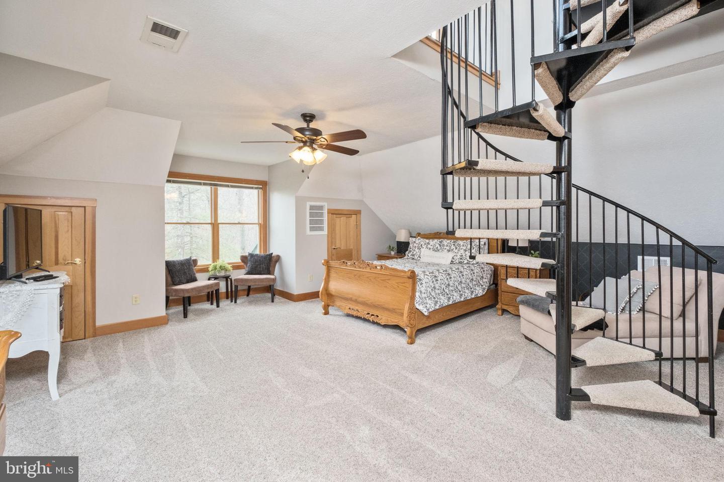 175 CUB LN, MCGAHEYSVILLE, Virginia 22840, 5 Bedrooms Bedrooms, ,3 BathroomsBathrooms,Residential,For sale,175 CUB LN,VARO2002770 MLS # VARO2002770