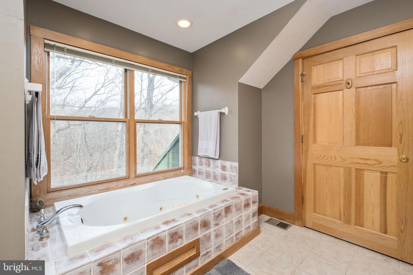 175 CUB LN, MCGAHEYSVILLE, Virginia 22840, 5 Bedrooms Bedrooms, ,3 BathroomsBathrooms,Residential,For sale,175 CUB LN,VARO2002770 MLS # VARO2002770