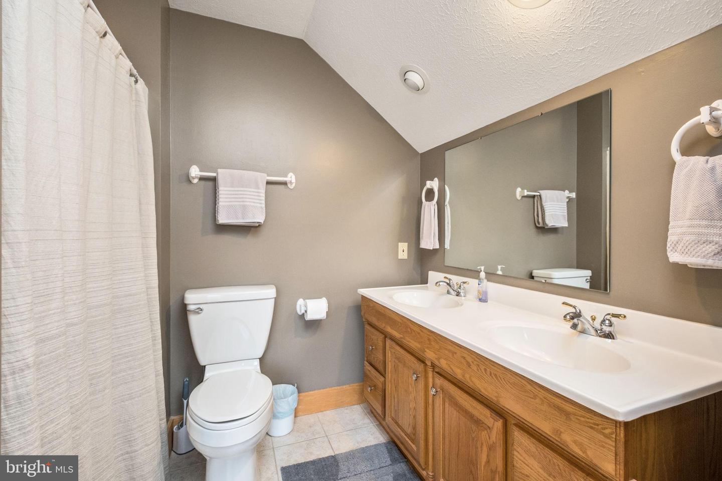 175 CUB LN, MCGAHEYSVILLE, Virginia 22840, 5 Bedrooms Bedrooms, ,3 BathroomsBathrooms,Residential,For sale,175 CUB LN,VARO2002770 MLS # VARO2002770