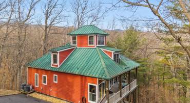 175 CUB LN, MCGAHEYSVILLE, Virginia 22840, 5 Bedrooms Bedrooms, ,3 BathroomsBathrooms,Residential,For sale,175 CUB LN,VARO2002770 MLS # VARO2002770