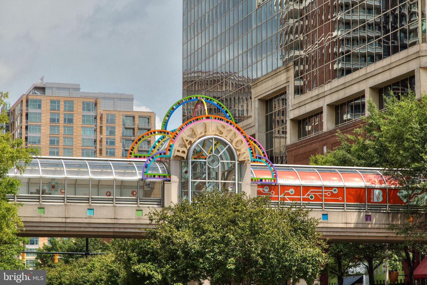 3625 10TH ST N #301, ARLINGTON, Virginia 22201, 2 Bedrooms Bedrooms, 8 Rooms Rooms,2 BathroomsBathrooms,Residential,For sale,3625 10TH ST N #301,VAAR2067224 MLS # VAAR2067224