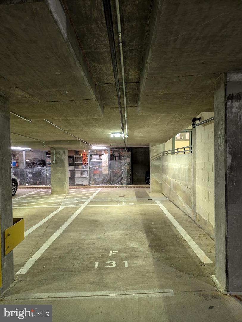 3625 10TH ST N #301, ARLINGTON, Virginia 22201, 2 Bedrooms Bedrooms, 8 Rooms Rooms,2 BathroomsBathrooms,Residential,For sale,3625 10TH ST N #301,VAAR2067224 MLS # VAAR2067224