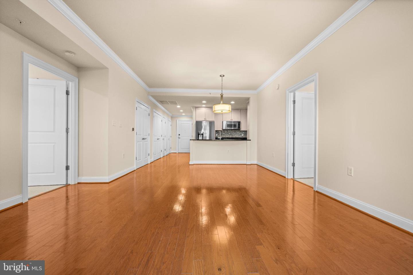 3625 10TH ST N #301, ARLINGTON, Virginia 22201, 2 Bedrooms Bedrooms, 8 Rooms Rooms,2 BathroomsBathrooms,Residential,For sale,3625 10TH ST N #301,VAAR2067224 MLS # VAAR2067224