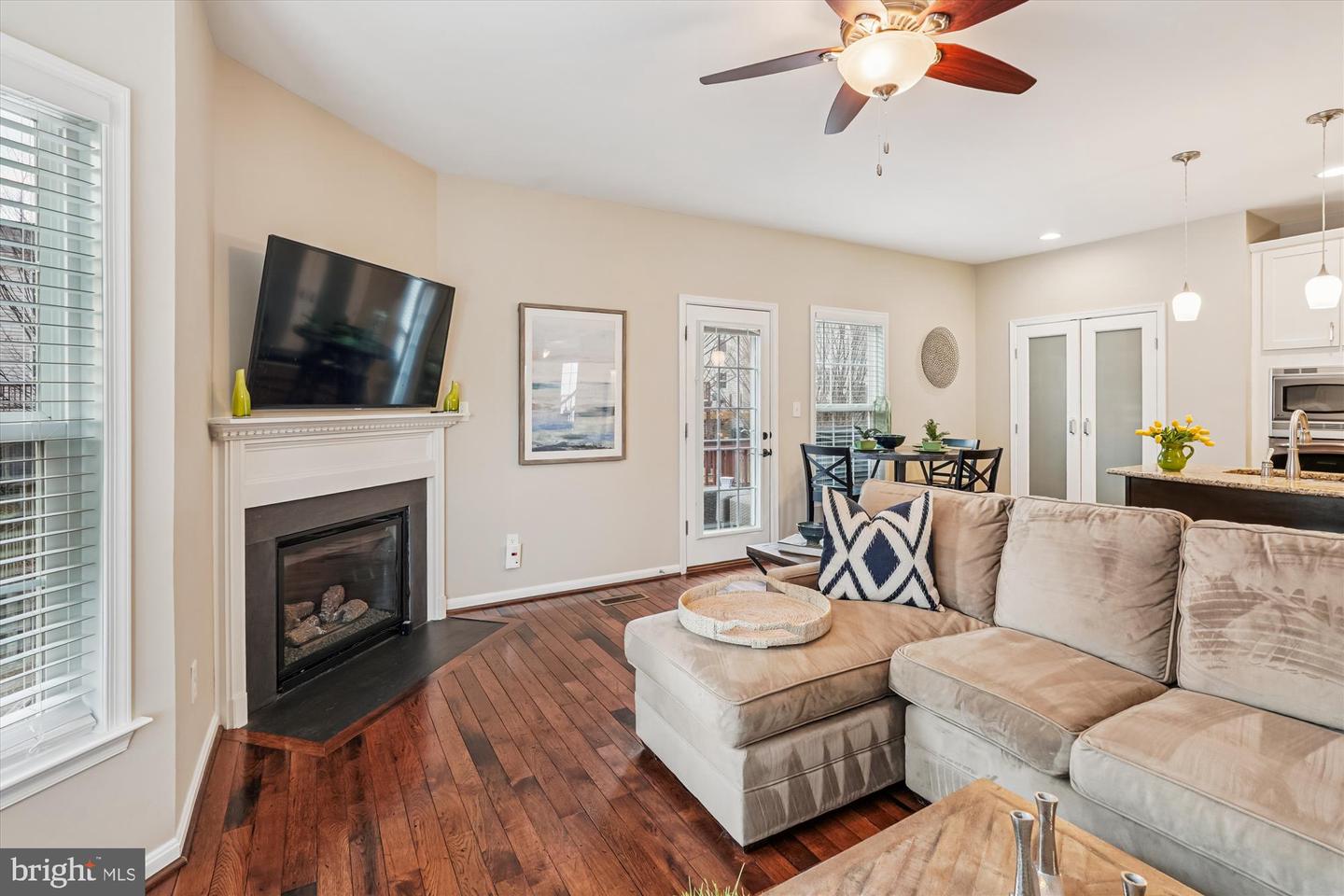 25135 HUMMOCKY TER, ALDIE, Virginia 20105, 3 Bedrooms Bedrooms, ,3 BathroomsBathrooms,Residential,For sale,25135 HUMMOCKY TER,VALO2113210 MLS # VALO2113210