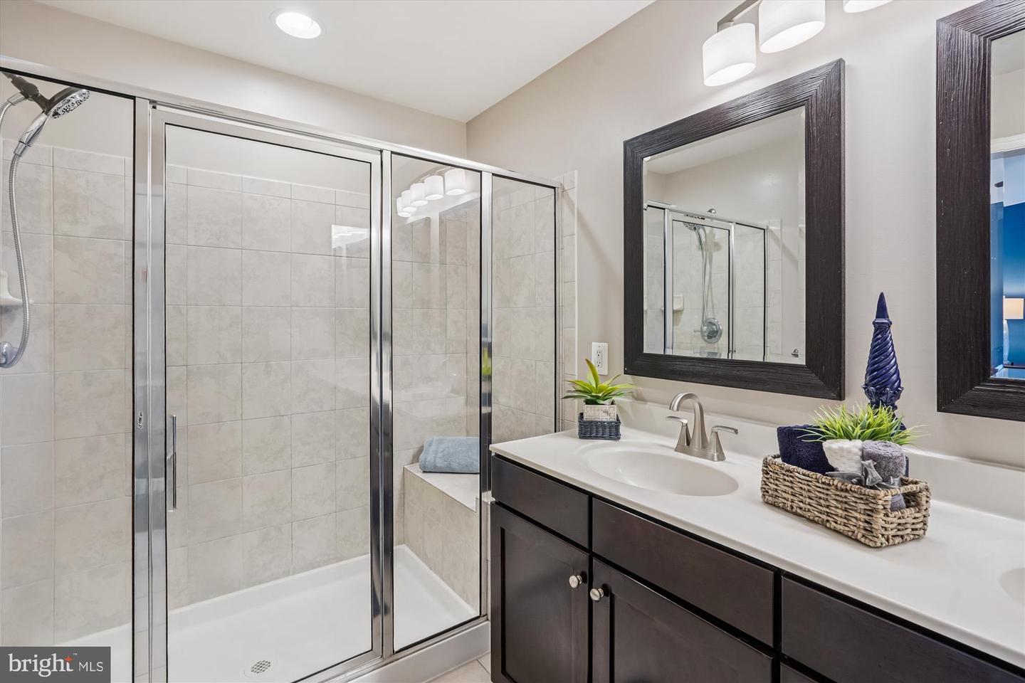 25135 HUMMOCKY TER, ALDIE, Virginia 20105, 3 Bedrooms Bedrooms, ,3 BathroomsBathrooms,Residential,For sale,25135 HUMMOCKY TER,VALO2113210 MLS # VALO2113210