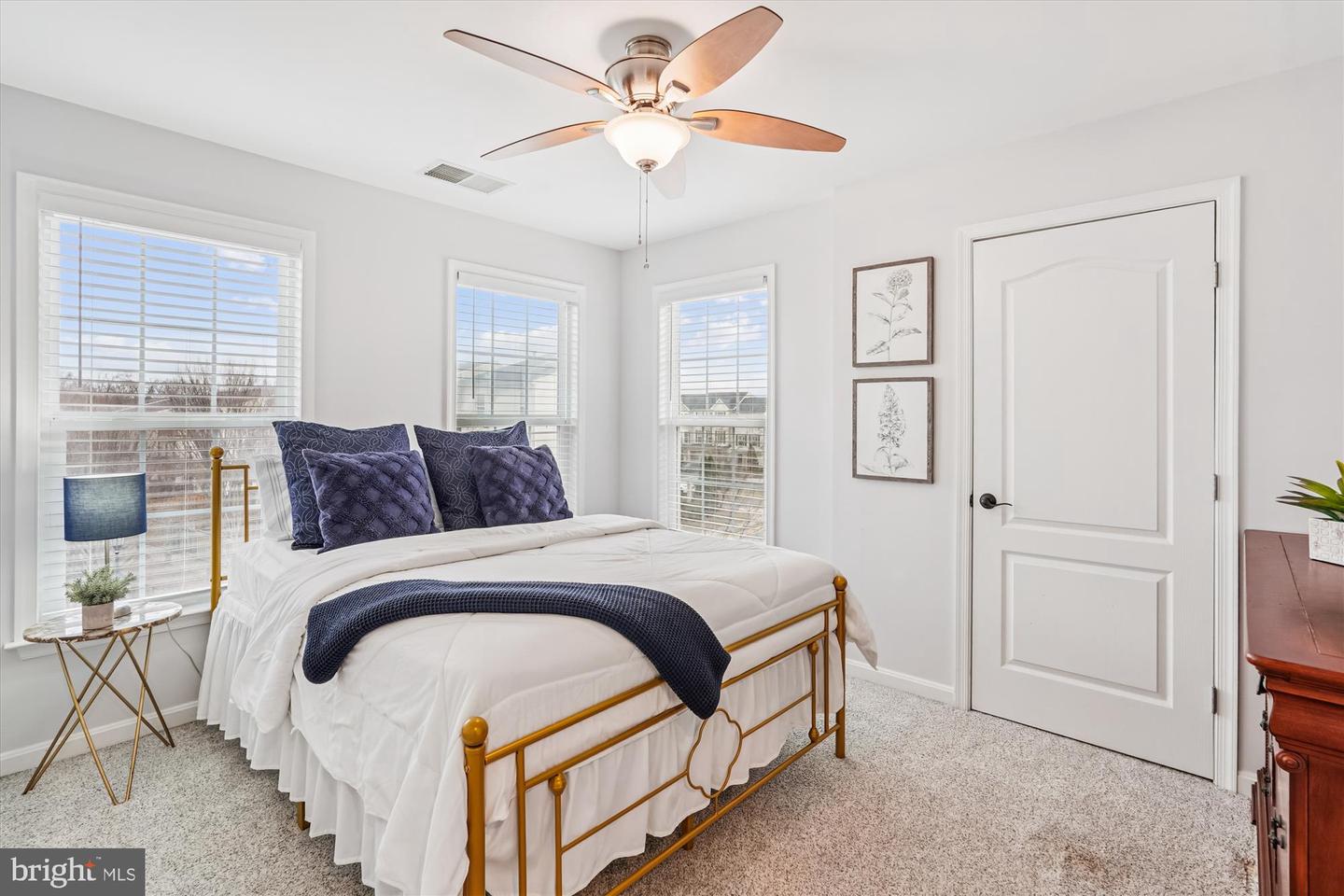 25135 HUMMOCKY TER, ALDIE, Virginia 20105, 3 Bedrooms Bedrooms, ,3 BathroomsBathrooms,Residential,For sale,25135 HUMMOCKY TER,VALO2113210 MLS # VALO2113210