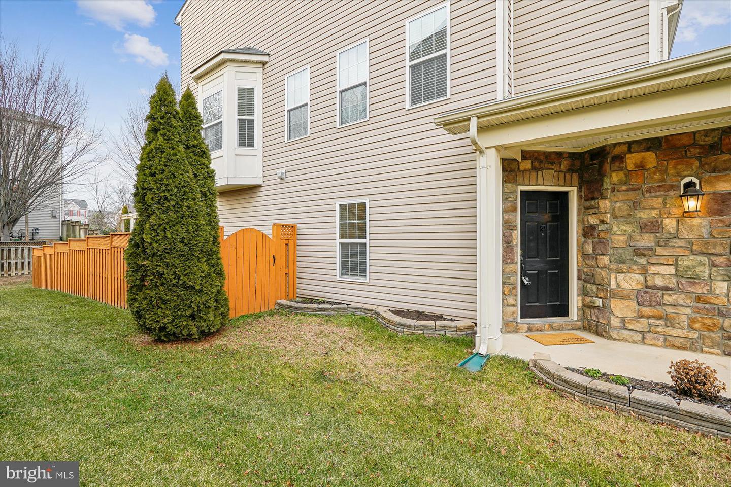 25135 HUMMOCKY TER, ALDIE, Virginia 20105, 3 Bedrooms Bedrooms, ,3 BathroomsBathrooms,Residential,For sale,25135 HUMMOCKY TER,VALO2113210 MLS # VALO2113210