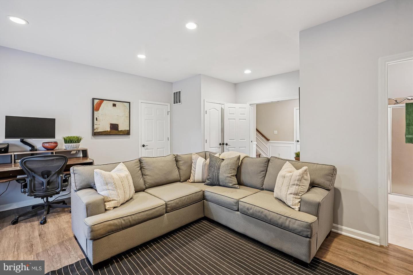 25135 HUMMOCKY TER, ALDIE, Virginia 20105, 3 Bedrooms Bedrooms, ,3 BathroomsBathrooms,Residential,For sale,25135 HUMMOCKY TER,VALO2113210 MLS # VALO2113210