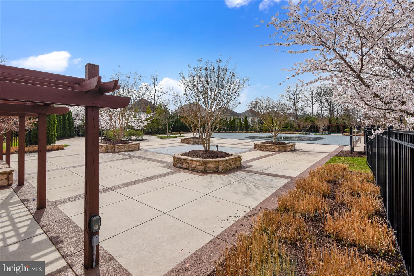 25135 HUMMOCKY TER, ALDIE, Virginia 20105, 3 Bedrooms Bedrooms, ,3 BathroomsBathrooms,Residential,For sale,25135 HUMMOCKY TER,VALO2113210 MLS # VALO2113210