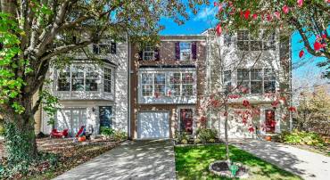 114 HAMPSHIRE SQ SW, LEESBURG, Virginia 20175, 3 Bedrooms Bedrooms, ,2 BathroomsBathrooms,Residential,For sale,114 HAMPSHIRE SQ SW,VALO2113214 MLS # VALO2113214