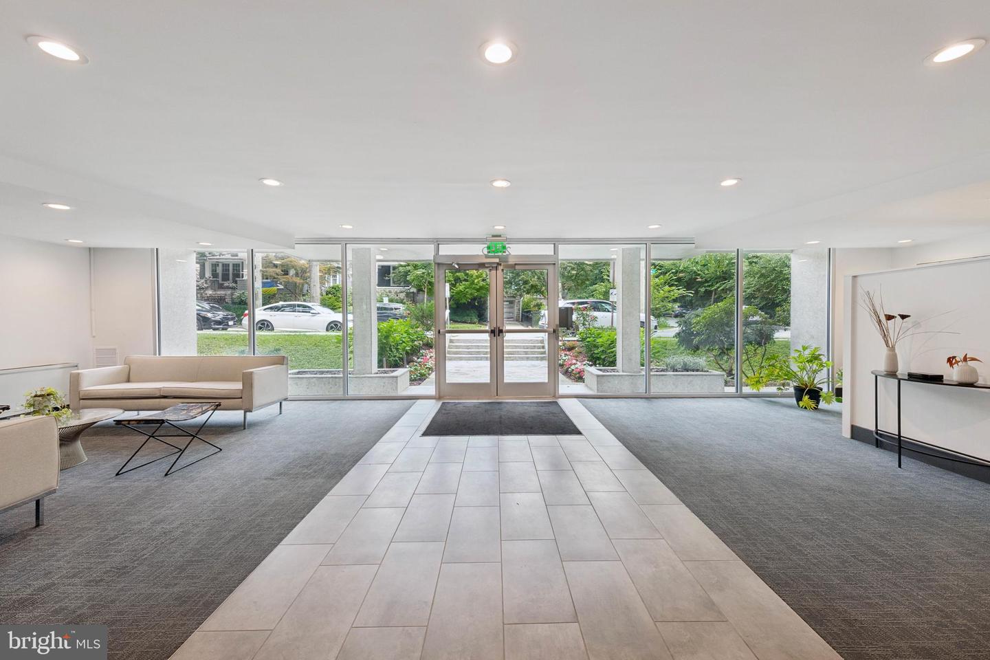 2710 MACOMB ST NW #207, WASHINGTON, District Of Columbia 20008, 1 Room Rooms,1 BathroomBathrooms,Residential,For sale,2710 MACOMB ST NW #207,DCDC2239342 MLS # DCDC2239342