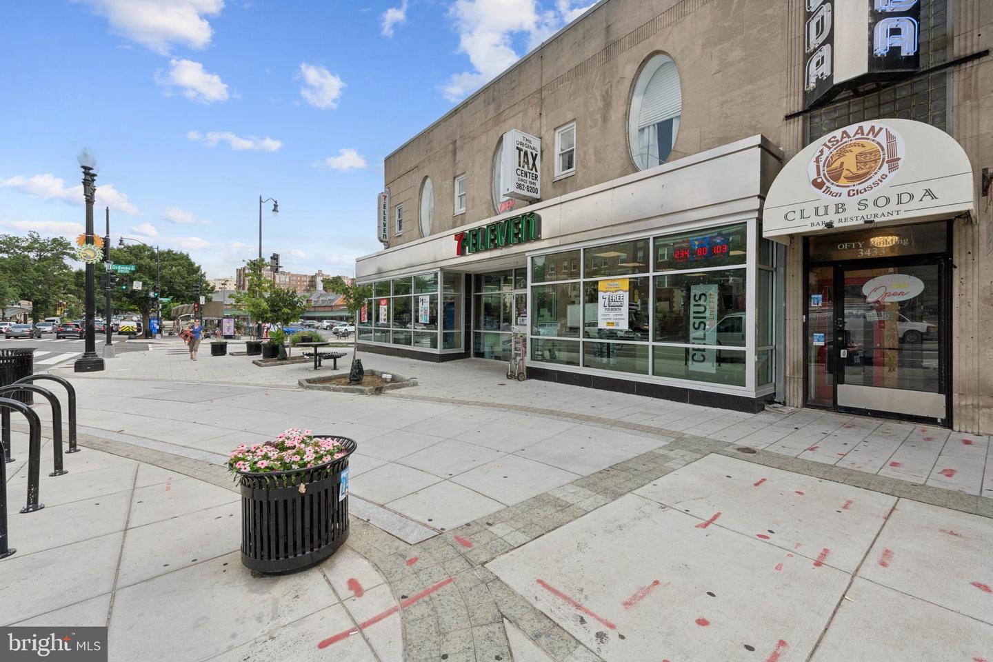 2710 MACOMB ST NW #207, WASHINGTON, District Of Columbia 20008, 1 Room Rooms,1 BathroomBathrooms,Residential,For sale,2710 MACOMB ST NW #207,DCDC2239342 MLS # DCDC2239342