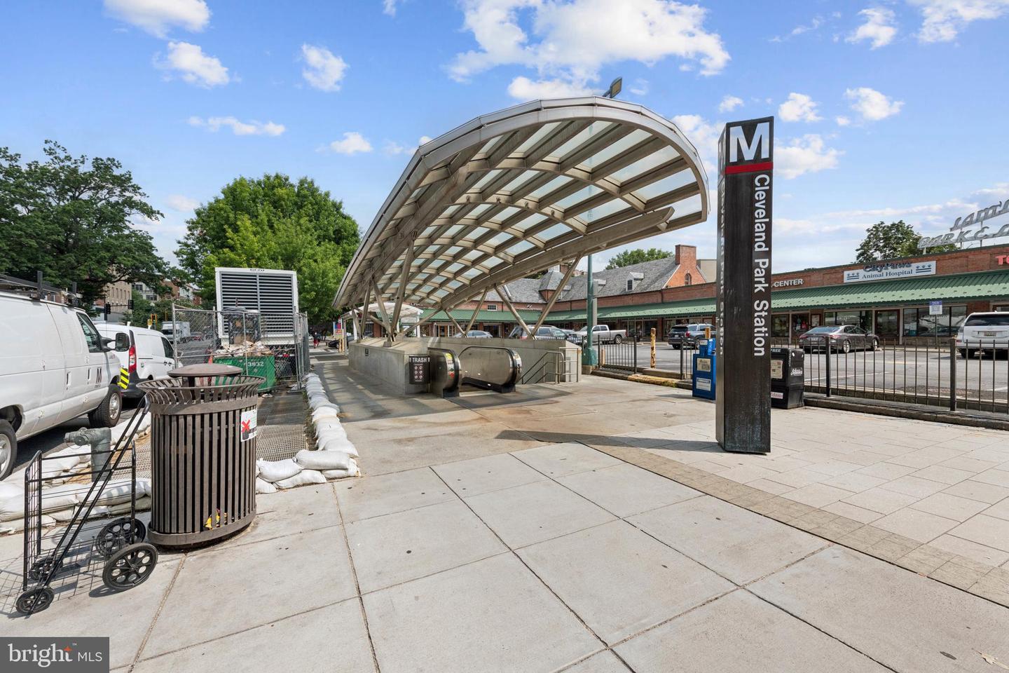 2710 MACOMB ST NW #207, WASHINGTON, District Of Columbia 20008, 1 Room Rooms,1 BathroomBathrooms,Residential,For sale,2710 MACOMB ST NW #207,DCDC2239342 MLS # DCDC2239342