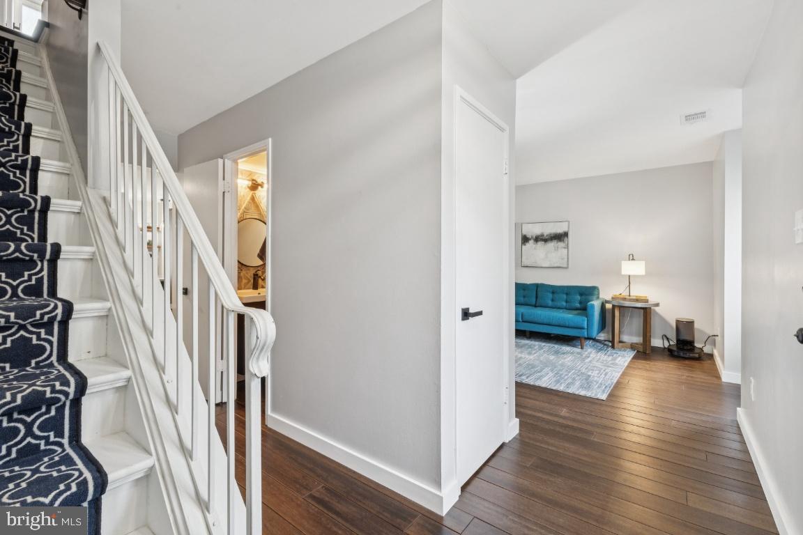 5143 ARRIT CT, BURKE, Virginia 22015, 2 Bedrooms Bedrooms, 9 Rooms Rooms,1 BathroomBathrooms,Residential,For sale,5143 ARRIT CT,VAFX2283800 MLS # VAFX2283800