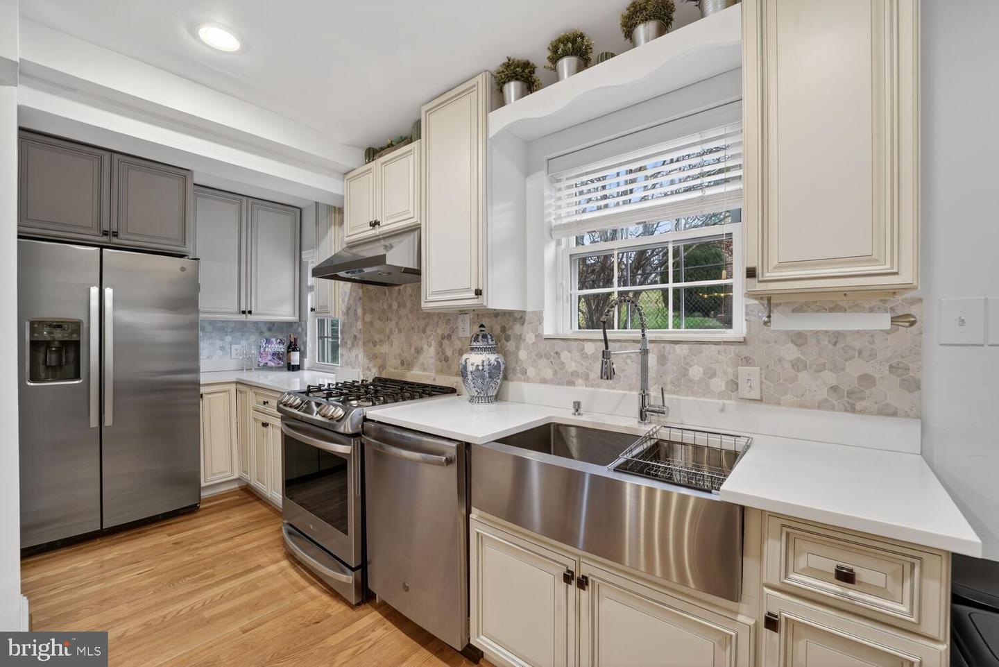 1432 35TH ST SE, WASHINGTON, District Of Columbia 20020, 4 Bedrooms Bedrooms, ,3 BathroomsBathrooms,Residential,For sale,1432 35TH ST SE,DCDC2239372 MLS # DCDC2239372