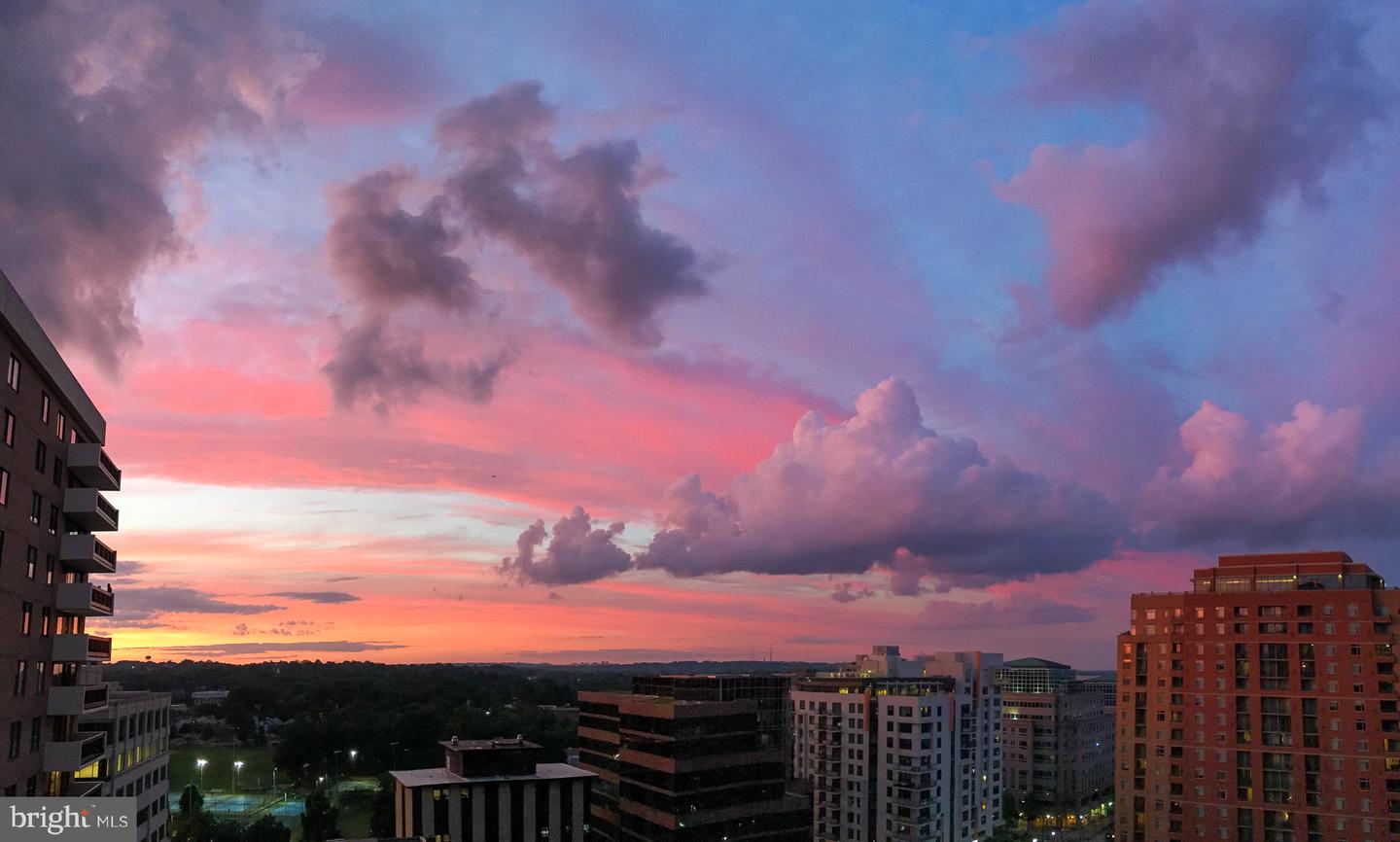 3800 FAIRFAX DR #1211, ARLINGTON, Virginia 22203, 2 Bedrooms Bedrooms, ,2 BathroomsBathrooms,Residential,For sale,3800 FAIRFAX DR #1211,VAAR2067256 MLS # VAAR2067256