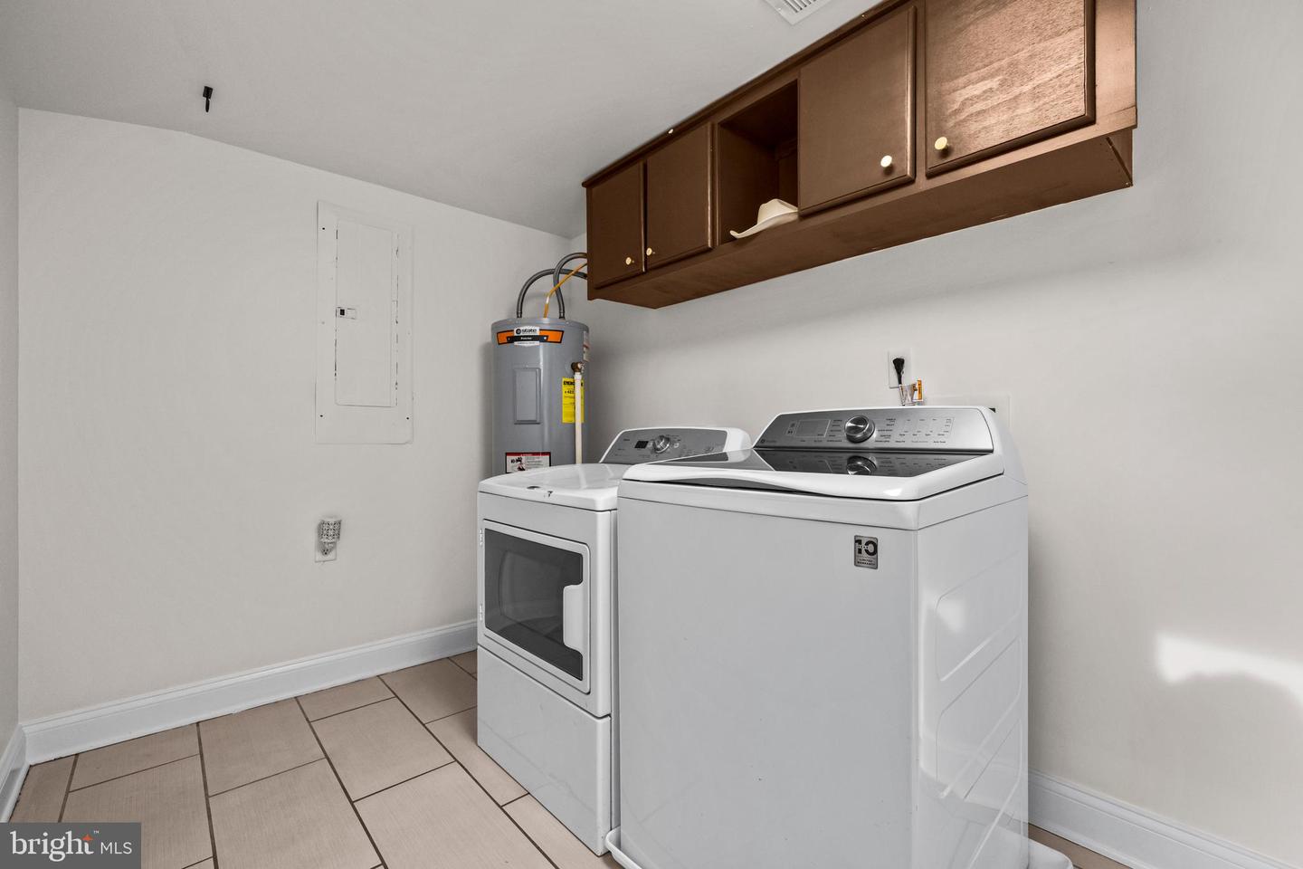 108 W MAIN ST, REMINGTON, Virginia 22734, 3 Bedrooms Bedrooms, ,2 BathroomsBathrooms,Residential,For sale,108 W MAIN ST,VAFQ2020032 MLS # VAFQ2020032