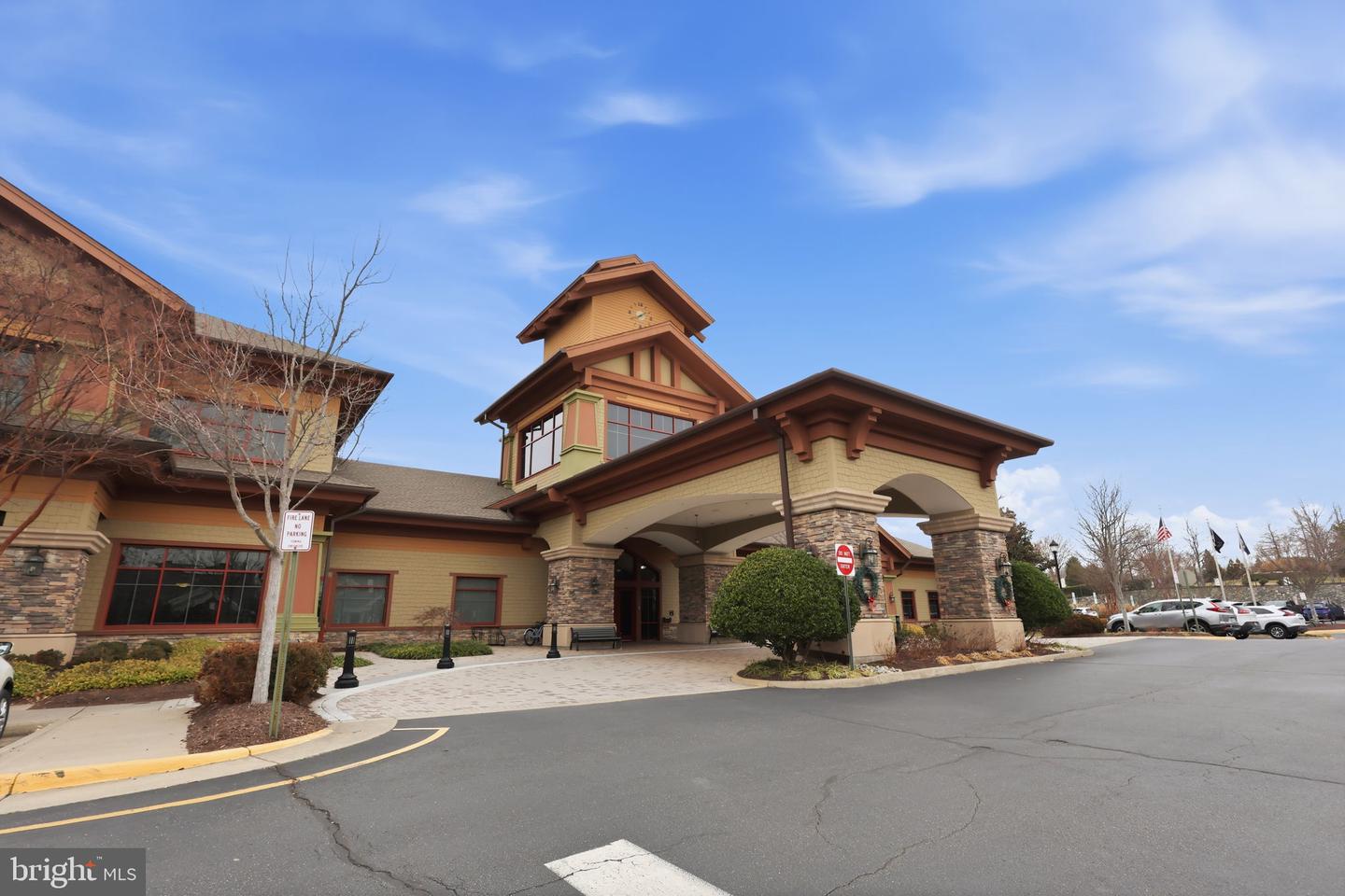 5950 AVERY POINT DR, FREDERICKSBURG, Virginia 22406, 3 Bedrooms Bedrooms, ,3 BathroomsBathrooms,Residential,For sale,5950 AVERY POINT DR,VAST2044944 MLS # VAST2044944