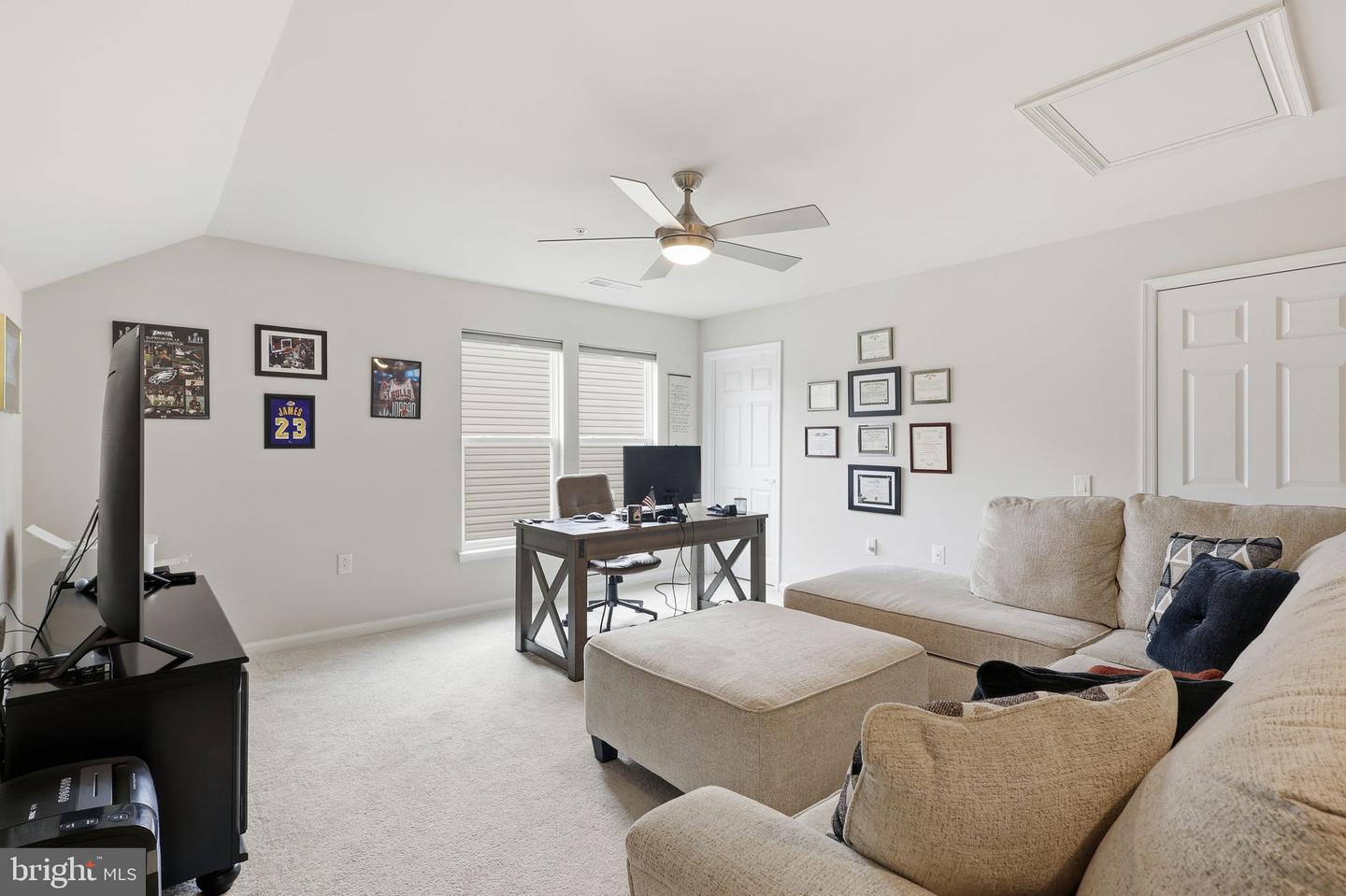 5950 AVERY POINT DR, FREDERICKSBURG, Virginia 22406, 3 Bedrooms Bedrooms, ,3 BathroomsBathrooms,Residential,For sale,5950 AVERY POINT DR,VAST2044944 MLS # VAST2044944