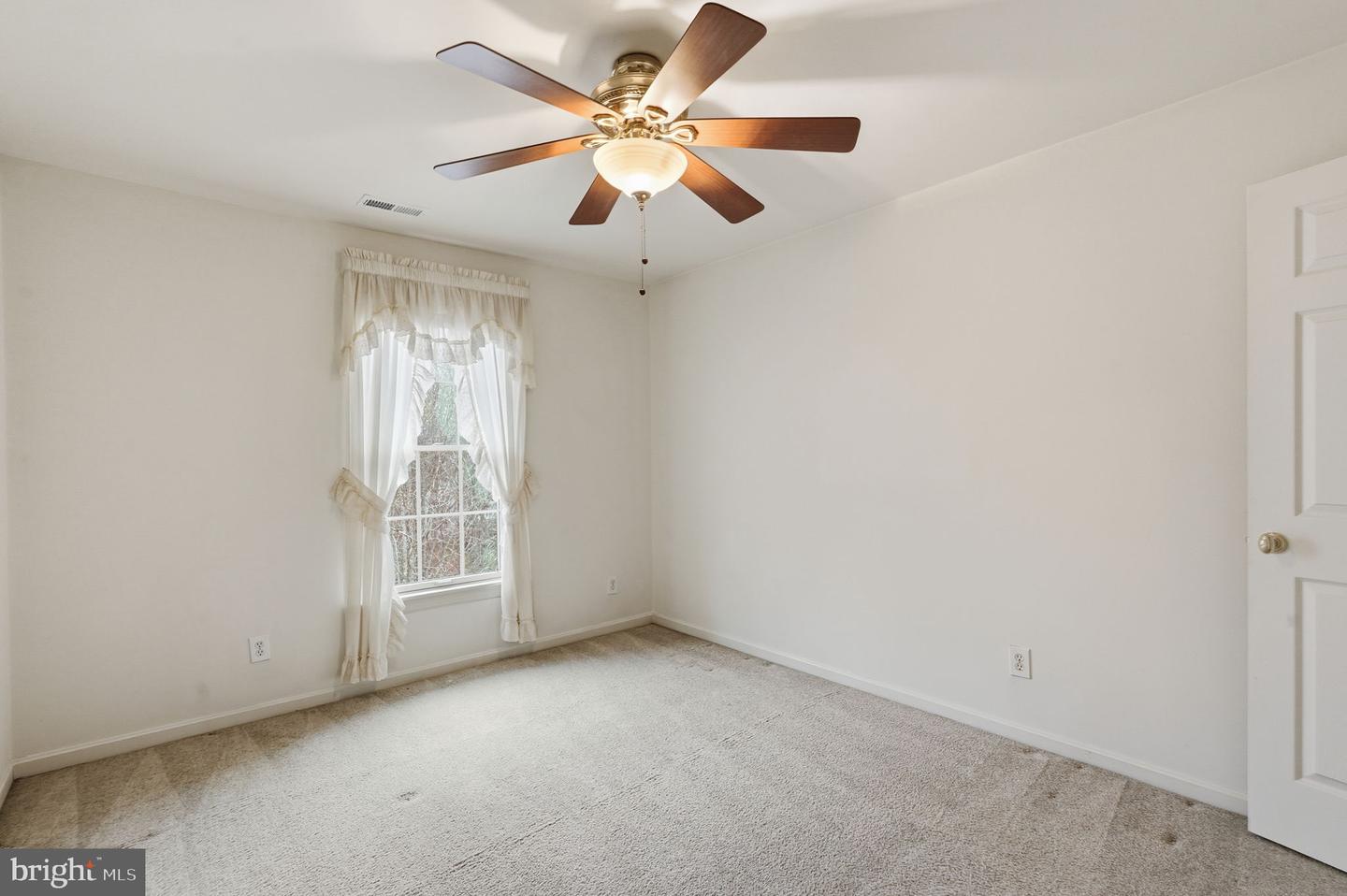 13 NEW BRUNSWICK CT, STAFFORD, Virginia 22554, 4 Bedrooms Bedrooms, ,2 BathroomsBathrooms,Residential,For sale,13 NEW BRUNSWICK CT,VAST2044948 MLS # VAST2044948