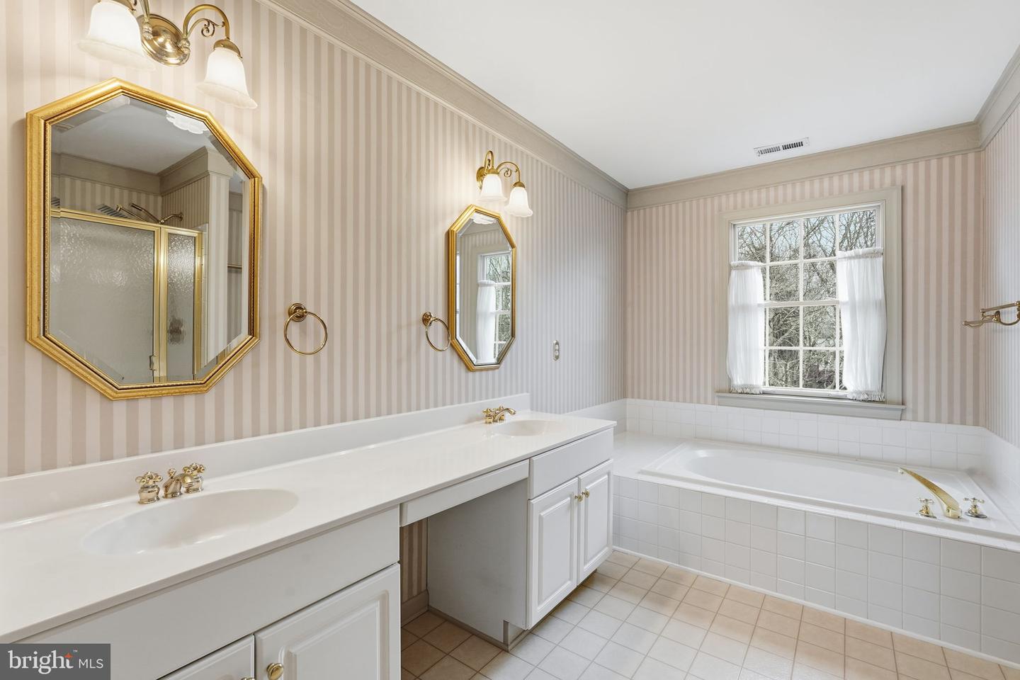 13 NEW BRUNSWICK CT, STAFFORD, Virginia 22554, 4 Bedrooms Bedrooms, ,2 BathroomsBathrooms,Residential,For sale,13 NEW BRUNSWICK CT,VAST2044948 MLS # VAST2044948