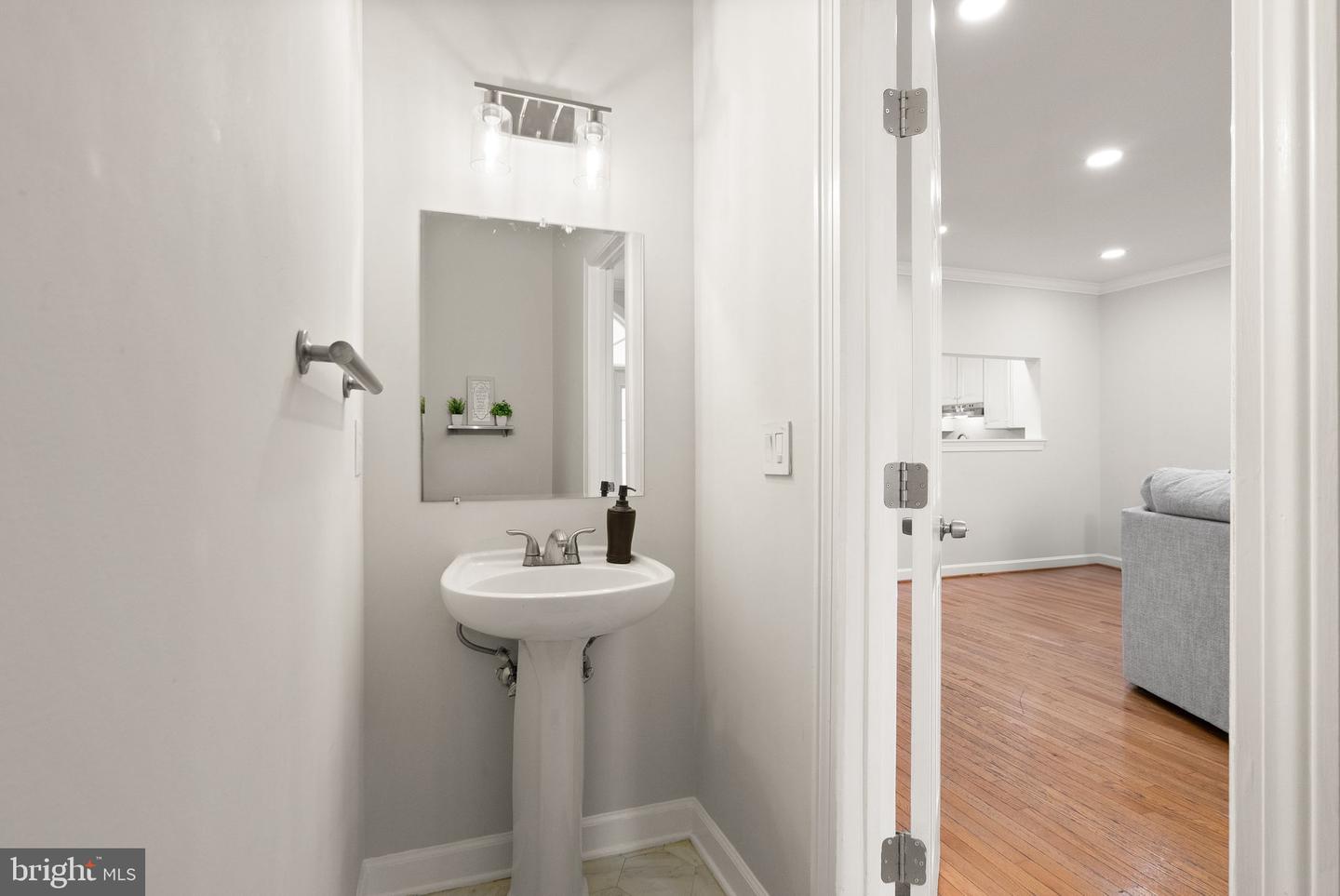 14106 MADRIGAL DR, WOODBRIDGE, Virginia 22193, 4 Bedrooms Bedrooms, ,3 BathroomsBathrooms,Residential,For sale,14106 MADRIGAL DR,VAPW2109856 MLS # VAPW2109856