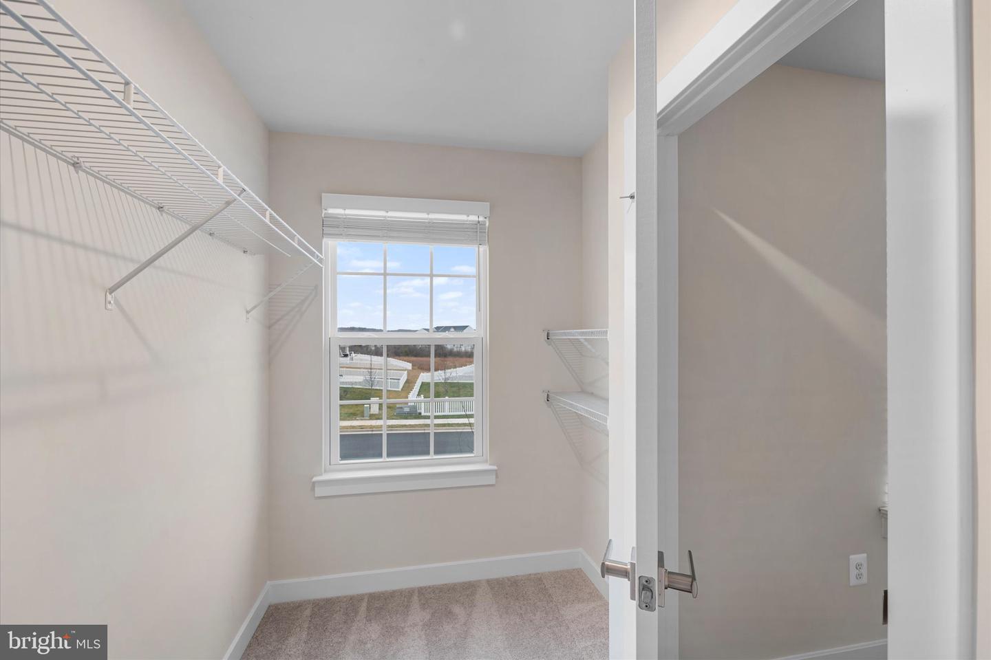 273 NORLAND KNOLL DR, STEPHENSON, Virginia 22656, 4 Bedrooms Bedrooms, 7 Rooms Rooms,3 BathroomsBathrooms,Residential,For sale,273 NORLAND KNOLL DR,VAFV2038676 MLS # VAFV2038676