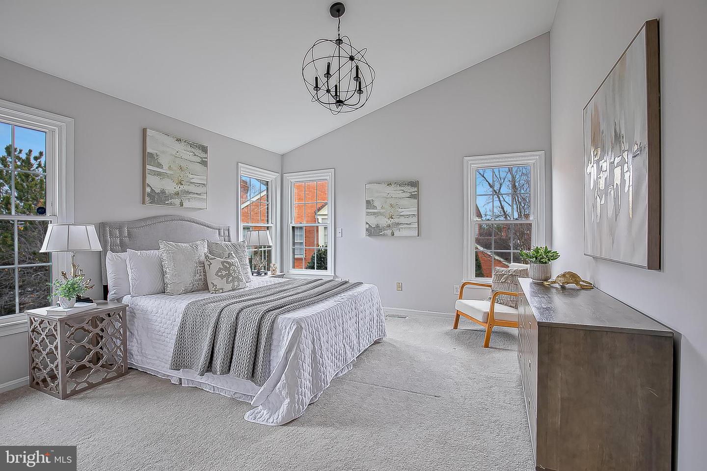 1824 DUFFIELD LN, ALEXANDRIA, Virginia 22307, 4 Bedrooms Bedrooms, 11 Rooms Rooms,3 BathroomsBathrooms,Residential,For sale,1824 DUFFIELD LN,VAFX2283962 MLS # VAFX2283962