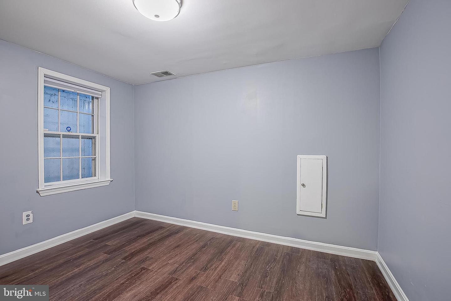 1824 DUFFIELD LN, ALEXANDRIA, Virginia 22307, 4 Bedrooms Bedrooms, 11 Rooms Rooms,3 BathroomsBathrooms,Residential,For sale,1824 DUFFIELD LN,VAFX2283962 MLS # VAFX2283962