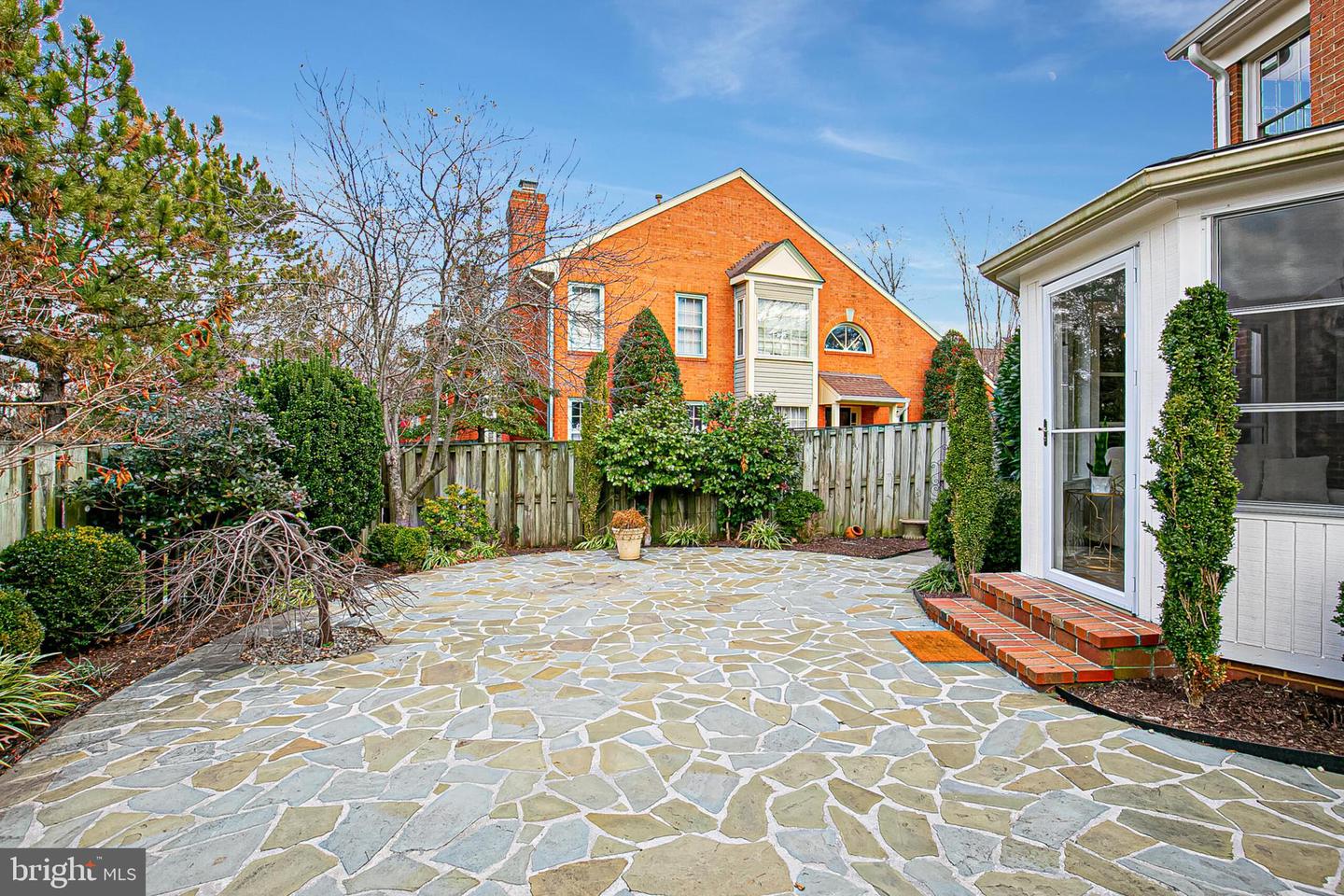 1824 DUFFIELD LN, ALEXANDRIA, Virginia 22307, 4 Bedrooms Bedrooms, 11 Rooms Rooms,3 BathroomsBathrooms,Residential,For sale,1824 DUFFIELD LN,VAFX2283962 MLS # VAFX2283962