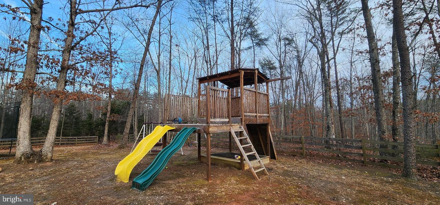 195 SHANNON GLEN DR, LOUISA, Virginia 23093, 4 Bedrooms Bedrooms, ,3 BathroomsBathrooms,Residential,For sale,195 SHANNON GLEN DR,VALA2009084 MLS # VALA2009084